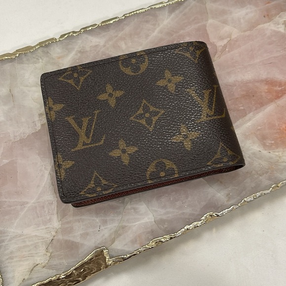 Authentic like new Louis Vuitton, billfold wallet, classic monogram genuine - Picture 4 of 6